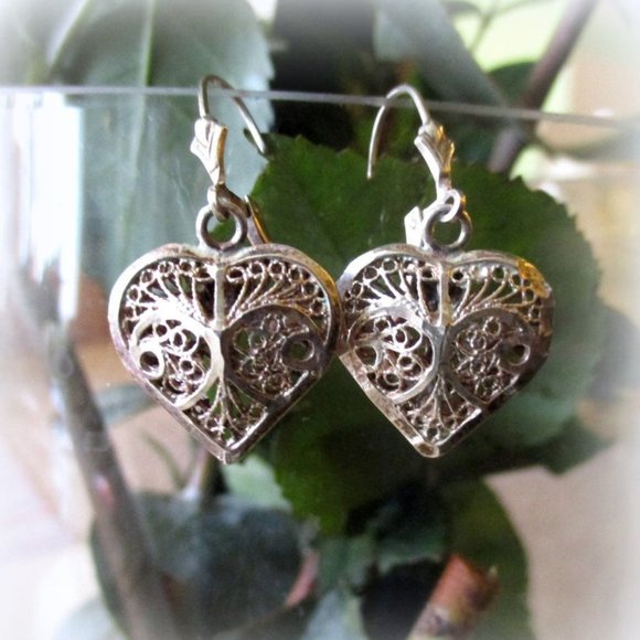 Austria Jewelry - Valentine Puffed Heart Earrings From Austria